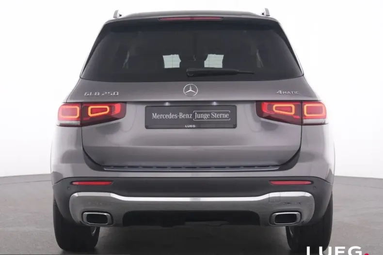 Mercedes-Benz GLB 250 (Clasa GLB) din 2021 cu 30.677 km - oferta MER231931 - foto 15