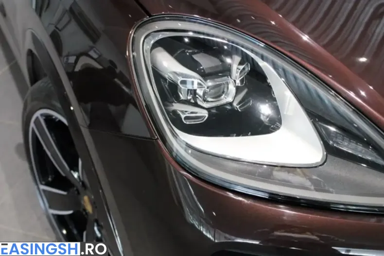 Porsche Cayenne din 2022 cu 30.166 km - oferta POR231933 - foto 1