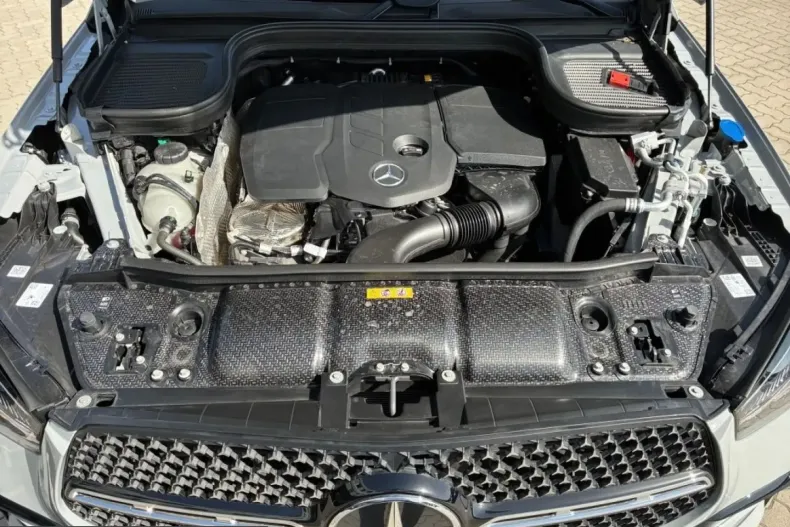 Mercedes-Benz GLE 350 (Clasa GLE) din 2025 cu 12.879 km - oferta MER231941 - foto 4
