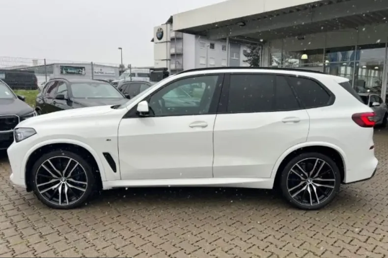 BMW X5 (Seria X) din 2023 cu 46.100 km - oferta BMW231944 - foto 3