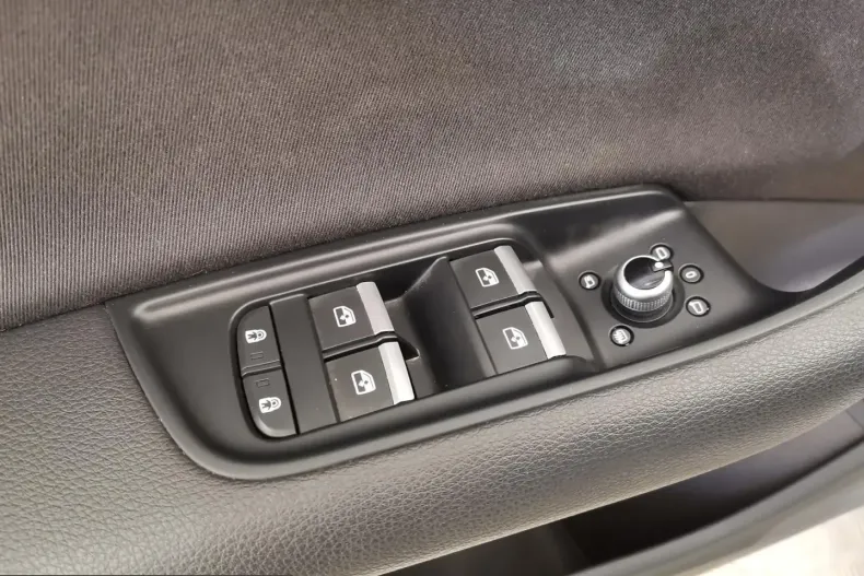 Audi Q7 din 2022 cu 94.500 km - oferta AUD231954 - foto 12