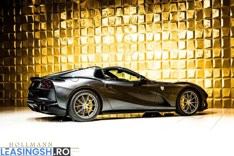 Ferrari 812 din 2023 cu 2.500 km - oferta FER231957 - foto 7