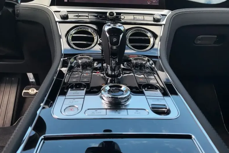 Bentley Continental GTC din 2024 cu 2.160 km - oferta BEN231959 - foto 16