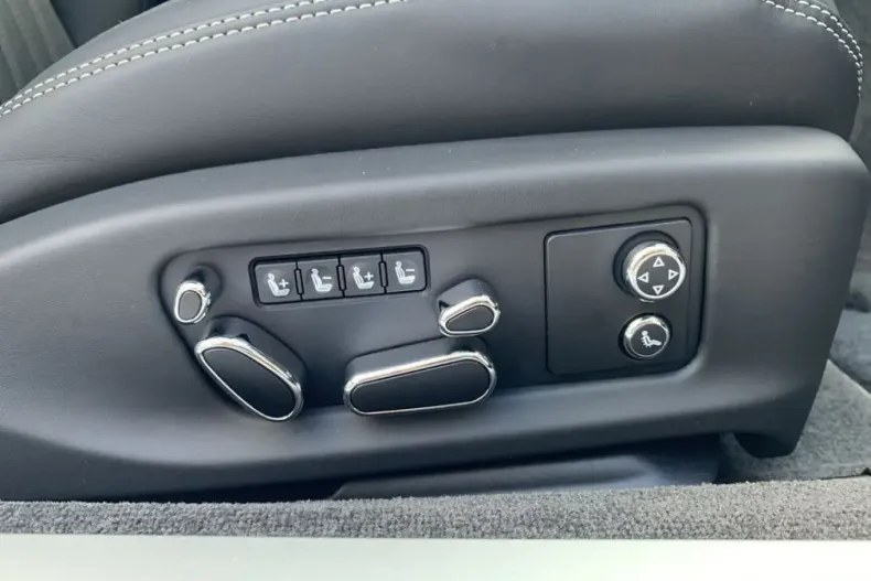 Bentley Continental GTC din 2024 cu 2.160 km - oferta BEN231959 - foto 23
