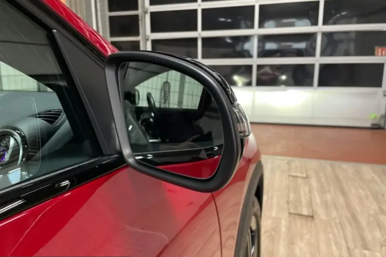 Mercedes-Benz GLA 250 (Clasa GLA) din 2023 cu 39.825 km - oferta MER231960 - foto 18