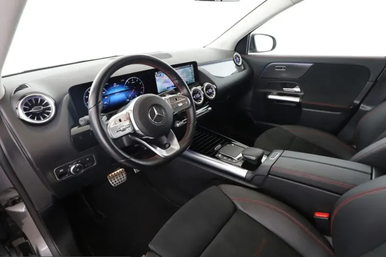 Mercedes-Benz GLA 200 (Clasa GLA) din 2023 cu 56.720 km - oferta MER231963 - foto 14
