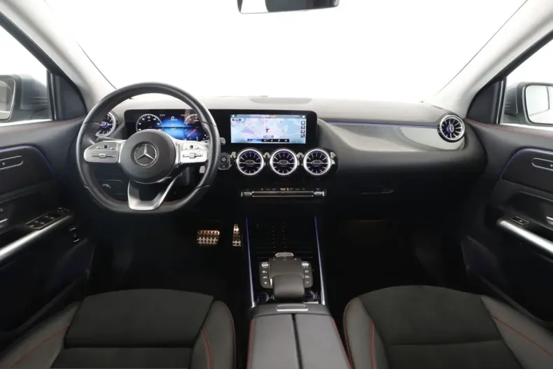 Mercedes-Benz GLA 200 (Clasa GLA) din 2023 cu 56.720 km - oferta MER231963 - foto 15