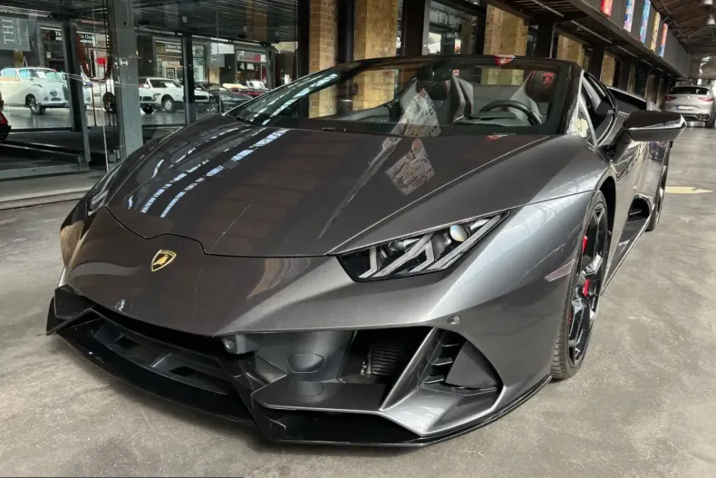 Lamborghini Huracán din 2021 cu 25.200 km - oferta LAM231964 - foto 3