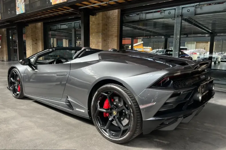 Lamborghini Huracán din 2021 cu 25.200 km - oferta LAM231964 - foto 4
