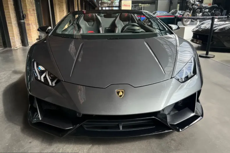 Lamborghini Huracán din 2021 cu 25.200 km - oferta LAM231964 - foto 6