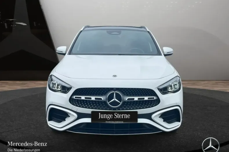 Mercedes-Benz GLA 200 (Clasa GLA) din 2025 cu 23.429 km - oferta MER231965 - foto 2