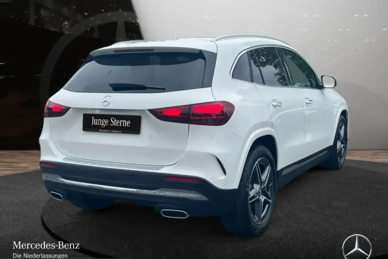 Mercedes-Benz GLA 200 (Clasa GLA) din 2025 cu 23.429 km - oferta MER231965 - foto 5