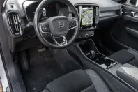 Volvo XC40 din 2022 cu 57.689 km - oferta VOL231967 - foto 6