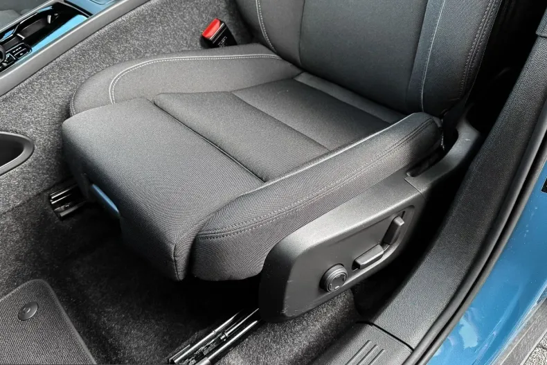 Volvo XC40 din 2023 cu 28.611 km - oferta VOL231969 - foto 14