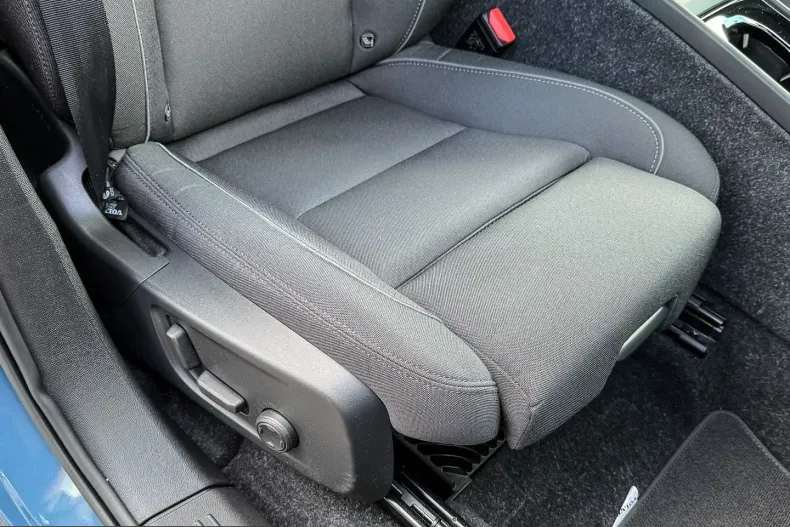 Volvo XC40 din 2023 cu 28.611 km - oferta VOL231969 - foto 15
