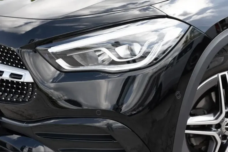 Mercedes-Benz GLA 200 (Clasa GLA) din 2023 cu 30.580 km - oferta MER231970 - foto 24