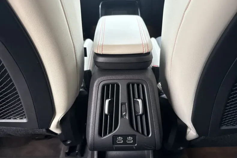 BMW X2 (Seria X) din 2024 cu 14.800 km - oferta BMW231978 - foto 19