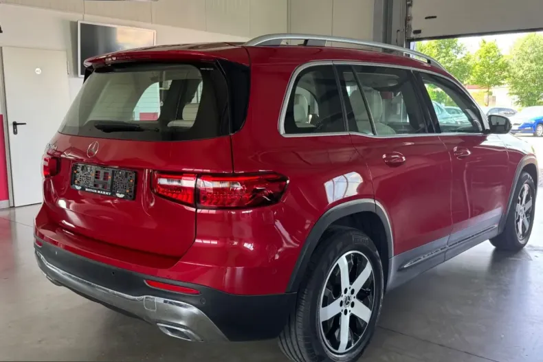 Mercedes-Benz GLB 200 (Clasa GLB) din 2023 cu 31.500 km - oferta MER231979 - foto 5