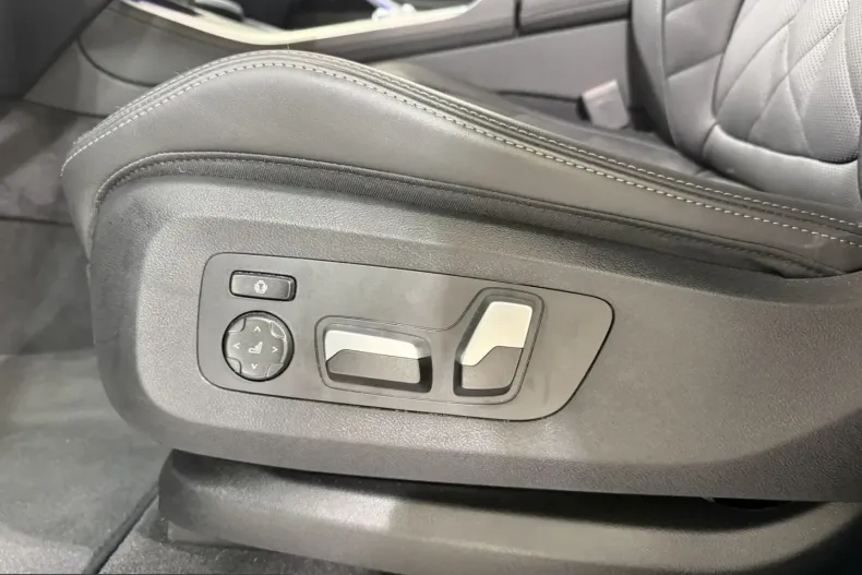 BMW X5 (Seria X) din 2025 cu 17.500 km - oferta BMW231989 - foto 18