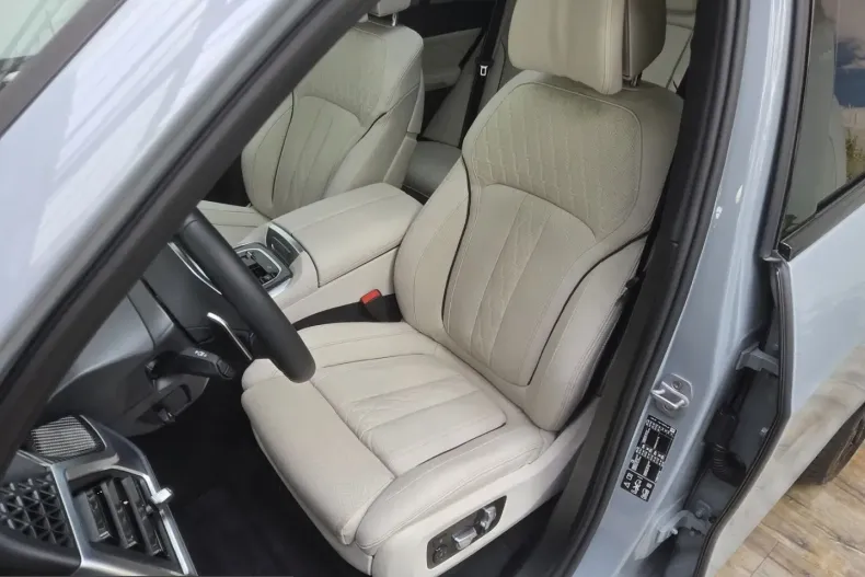 BMW X5 (Seria X) din 2025 cu 5.300 km - oferta BMW231990 - foto 14