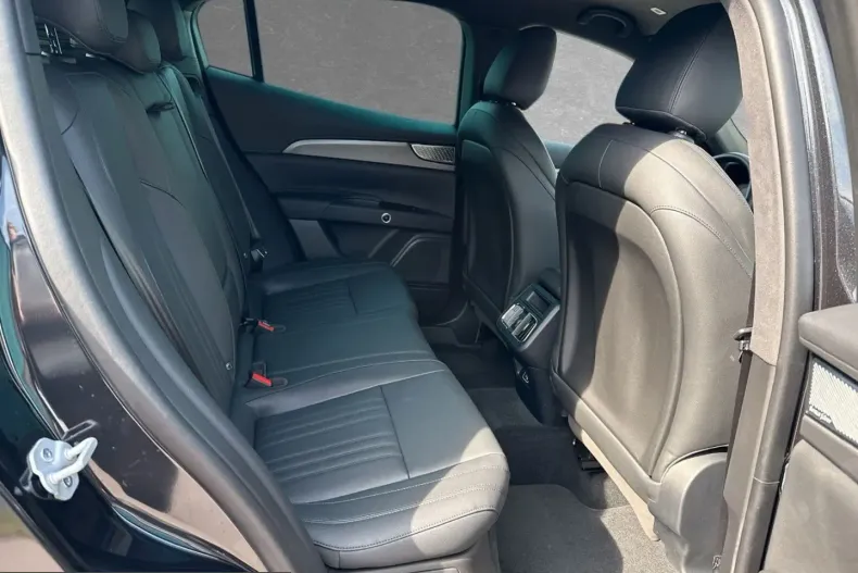 Maserati Grecale din 2023 cu 30.000 km - oferta MAS232000 - foto 5