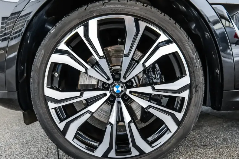 BMW X7 (Seria X) din 2025 cu 18.860 km - oferta BMW232007 - foto 7