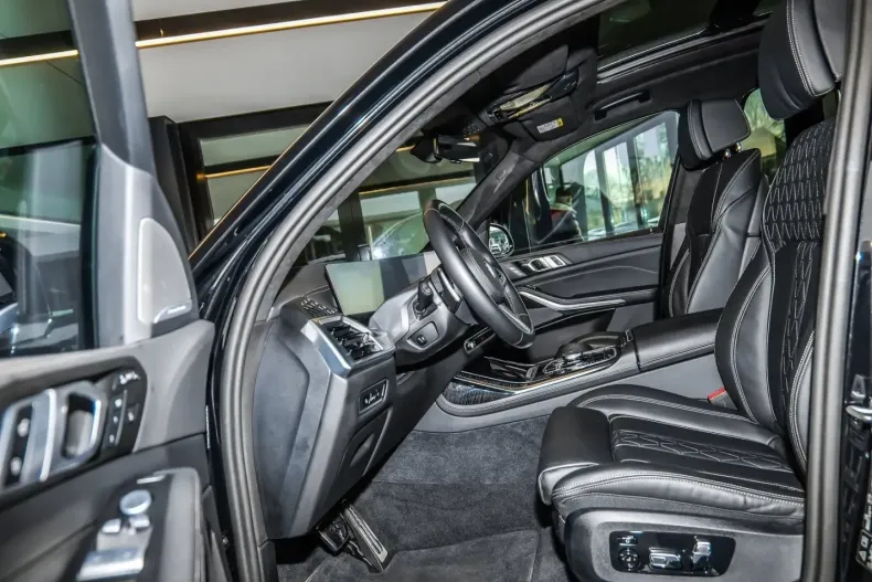 BMW X7 (Seria X) din 2025 cu 18.860 km - oferta BMW232007 - foto 10