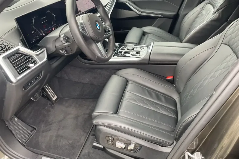 BMW X7 (Seria X) din 2025 cu 25.752 km - oferta BMW232008 - foto 8