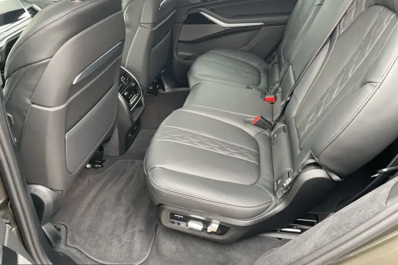 BMW X7 (Seria X) din 2025 cu 25.752 km - oferta BMW232008 - foto 10