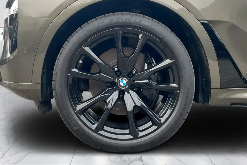 BMW X7 (Seria X) din 2025 cu 25.752 km - oferta BMW232008 - foto 17