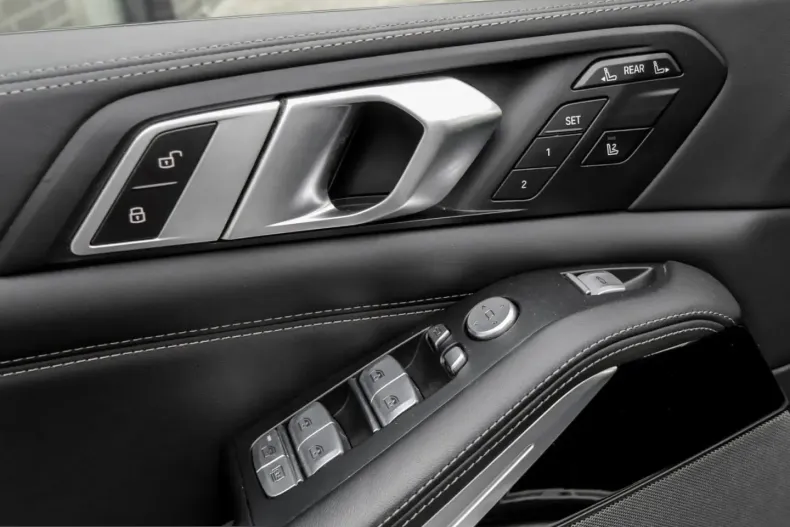 BMW X7 (Seria X) din 2024 cu 46.726 km - oferta BMW232010 - foto 12
