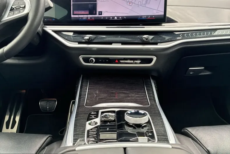 BMW X7 (Seria X) din 2024 cu 53.281 km - oferta BMW232011 - foto 11