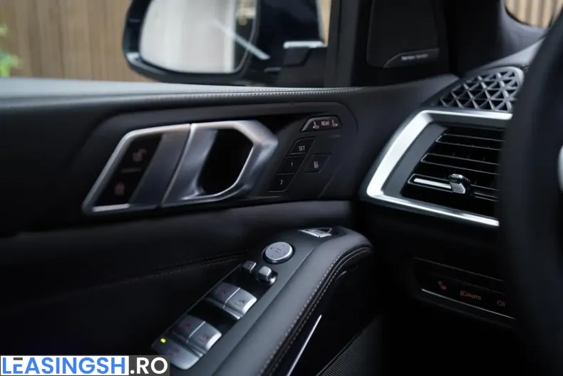BMW X7 (Seria X) din 2024 cu 16.590 km - oferta BMW232012 - foto 17