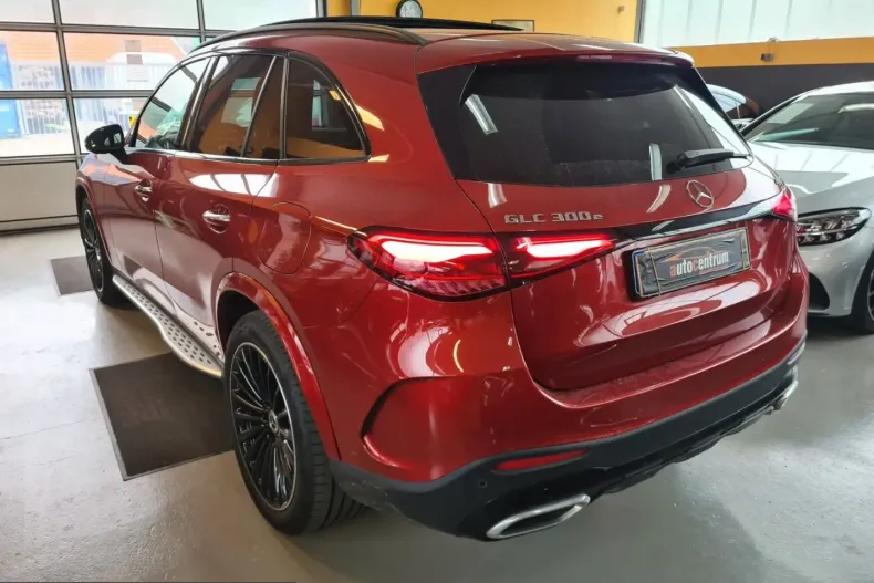 Mercedes-Benz GLC 300 (Clasa GLC) din 2023 cu 27.050 km - oferta MER232018 - foto 10