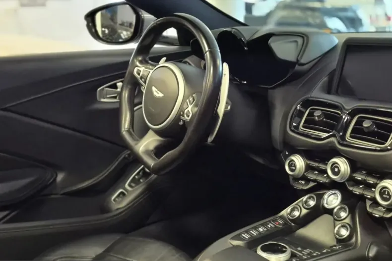 Aston Martin V8 Vantage din 2023 cu 68.946 km - oferta AST232019 - foto 21