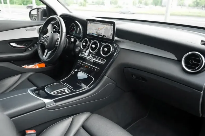 Mercedes-Benz GLC 300 (Clasa GLC) din 2021 cu 54.320 km - oferta MER232020 - foto 15