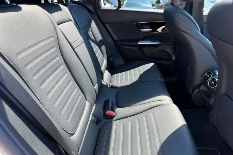 Mercedes-Benz GLC 300 (Clasa GLC) din 2023 cu 56.291 km - oferta MER232022 - foto 14
