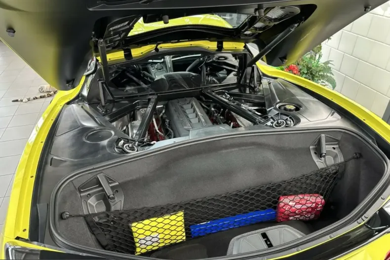 Corvette C8 din 2023 cu 5.500 km - oferta COR232027 - foto 12