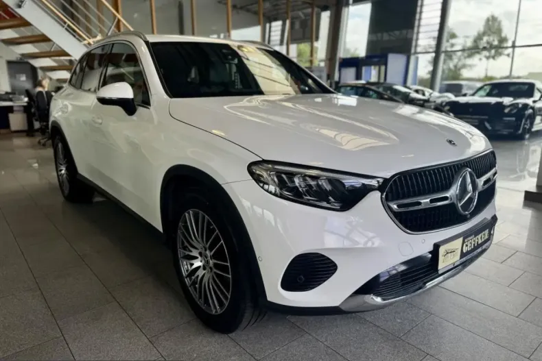 Mercedes-Benz GLC 220 (Clasa GLC) din 2023 cu 36.737 km - oferta MER232031 - foto 2
