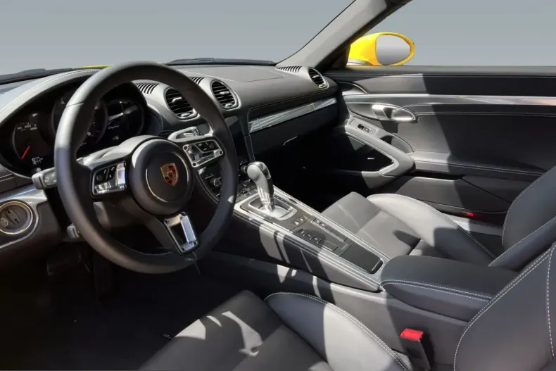 Porsche Cayman din 2024 cu 1.877 km - oferta POR232038 - foto 4