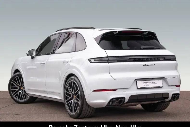 Porsche Cayenne din 2024 cu 26.500 km - oferta POR232040 - foto 3