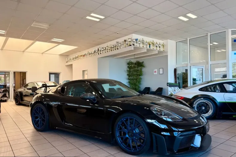 Porsche Cayman din 2023 cu 18.451 km - oferta POR232042 - foto 1