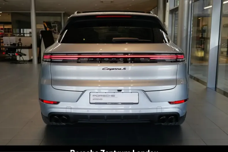Porsche Cayenne din 2024 cu 21.890 km - oferta POR232045 - foto 3