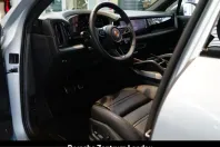 Porsche Cayenne din 2024 cu 21.890 km - oferta POR232045 - foto 8