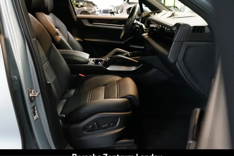 Porsche Cayenne din 2024 cu 21.890 km - oferta POR232045 - foto 13