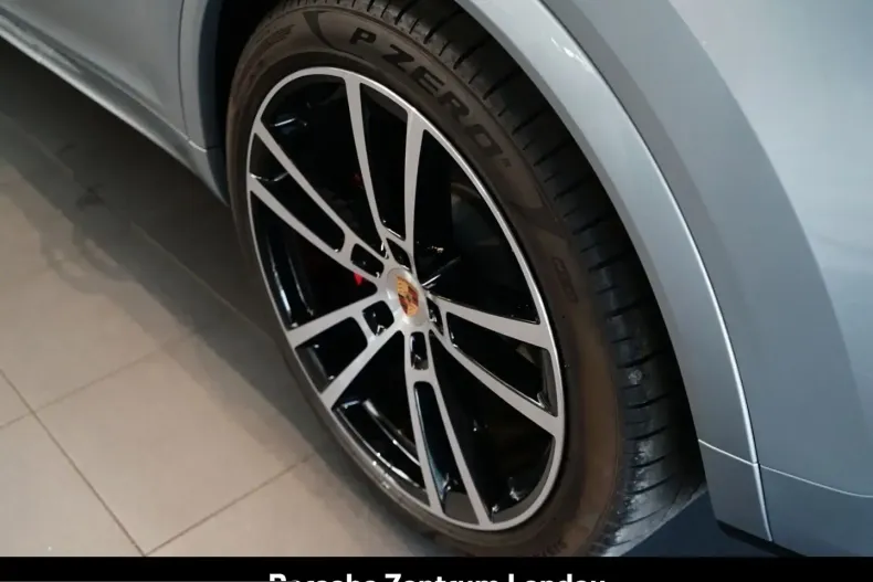 Porsche Cayenne din 2024 cu 21.890 km - oferta POR232045 - foto 39