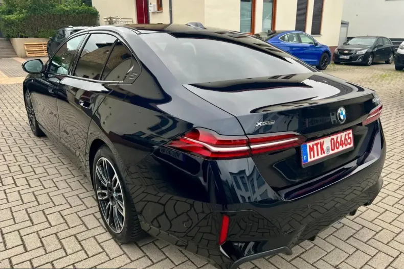 BMW 520 (Seria 5) din 2025 cu 28.900 km - oferta BMW232047 - foto 4