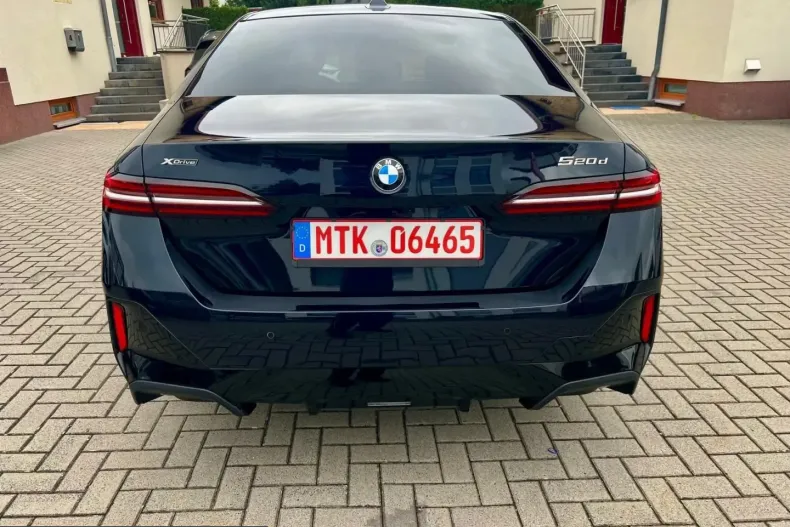 BMW 520 (Seria 5) din 2025 cu 28.900 km - oferta BMW232047 - foto 5