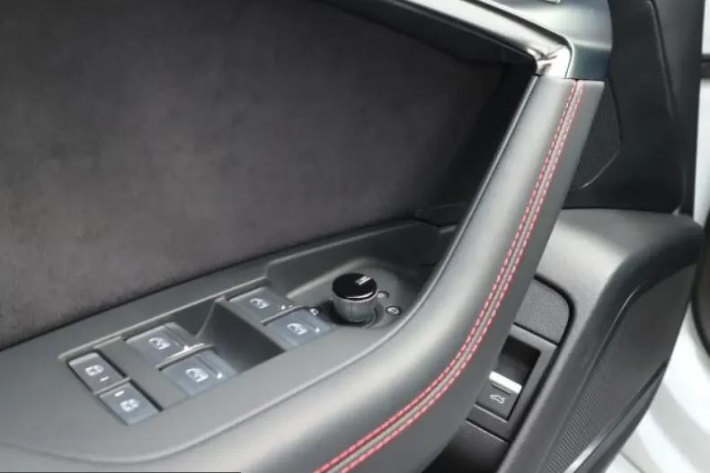 Audi RS7 din 2025 cu 13.727 km - oferta AUD232055 - foto 19