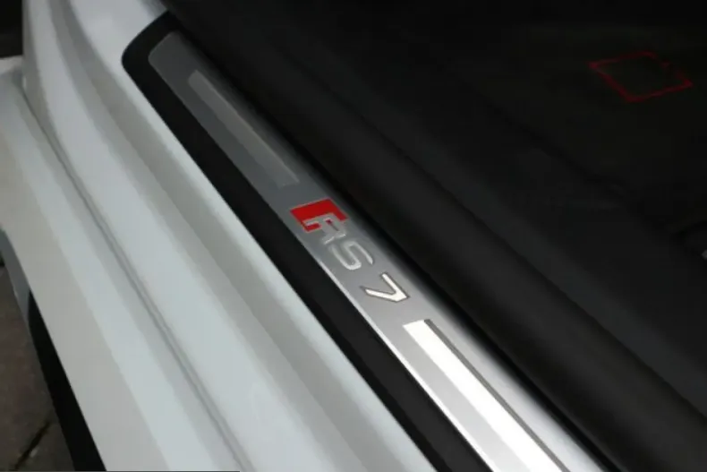 Audi RS7 din 2025 cu 13.727 km - oferta AUD232055 - foto 25